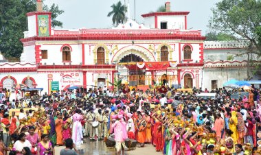 माता मावली की भावभीनी विदाई के साथ 75 दिनों तक चलने वाले बस्तर दशहरा का हुआ समापन