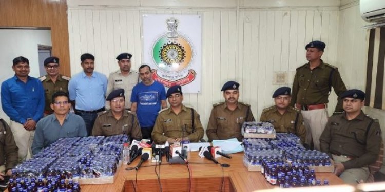 CRIME: राजधानी पुलिस की बड़ी कार्रवाई... नशीली दवाईयों की होलसेल सप्लाई करने एजेंसी का संचालक दिल्ली से गिरफ्तार