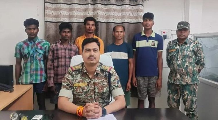 छत्तीसगढ़ : 5 नक्सली चढ़े पुलिस के हत्थे...कई घटनाओं में थे शामिल..!!