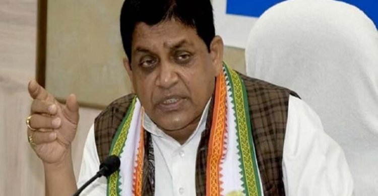 बलौदाबाजार हिंसा पर गरमाई सियासत, उपमुख्यमंत्री साव के आरोप पर पूर्व मंत्री शिव डहरिया का पलटवार, पढ़े पूरी खबर…