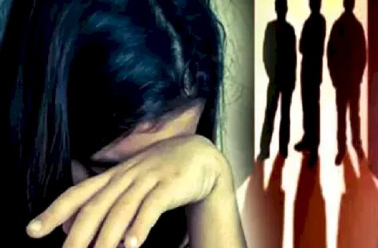 CG- 13 साल की बच्ची से सामूहिक दुष्कर्म...नाबालिग दोस्त ने नशीली दवा खिलाकर अपने साथी के साथ वारदात को दिया अंजाम, फिर जो हुआ.....