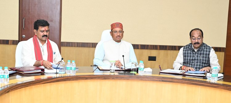 मुख्यमंत्री विष्णु देव साय की अध्यक्षता में मंत्रालय महानदी भवन में मंत्रिपरिषद की बैठक आयोजित हुई...बैठक में निम्नानुसार महत्वपूर्ण निर्णय लिए गए -