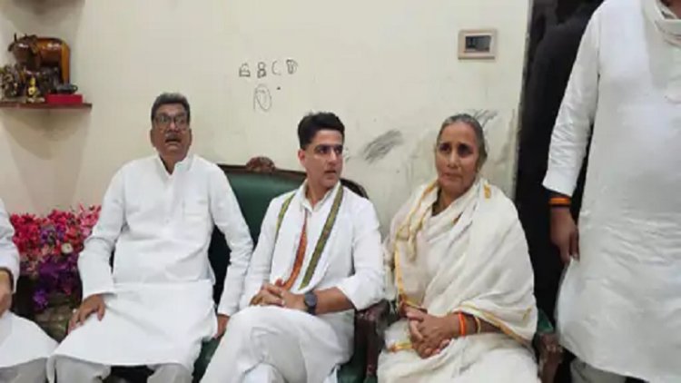 विधायक देवेन्द्र यादव के परिवार से मिले सचिन पायलट, कहा- चिंता न करें, पूरा कांग्रेस परिवार उनके साथ हैं