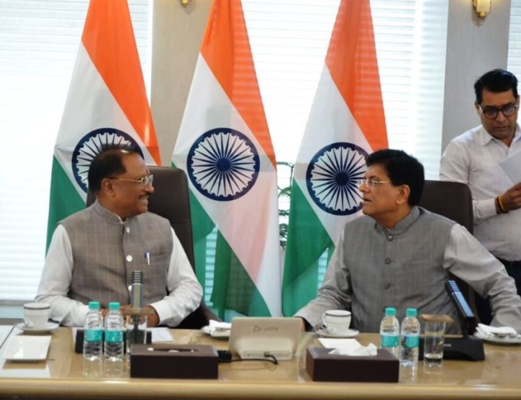 सीएम विष्णुदेव साय ने केंद्रीय मंत्री पीयूष गोयल के साथ की मीटिंग, छत्तीसगढ़ के औद्योगिक विकास व निवेश के प्रस्तावों पर हुई चर्चा