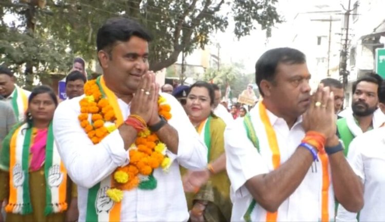 कांग्रेस के शक्ति प्रदर्शन में उमड़ा जनसैलाब, आकाश शर्मा बोले- बदलाव के मूड में है दक्षिण की जनता