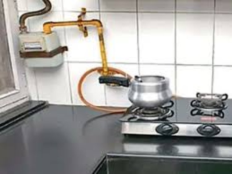 छत्तीसगढ़ के घरों में होगी कुकिंग गैस की सप्लाई, LPG से सस्ती होगी CNG, जानिये इसके फायदे…..