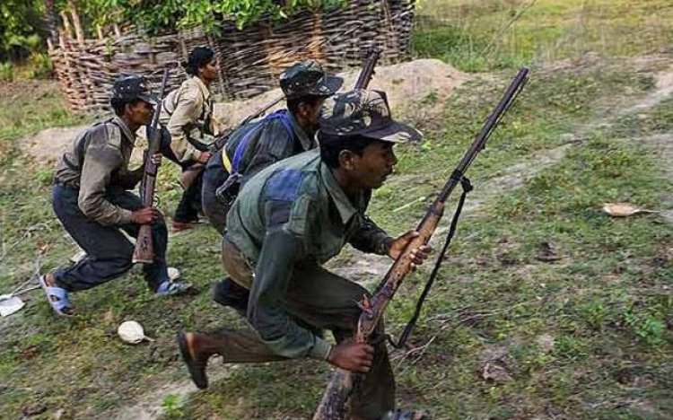 BREAKING : जवानों को बड़ी सफलता, मुठभेड़ में मारे गए वर्दीधारी 7 नक्सली, फायरिंग अब भी जारी