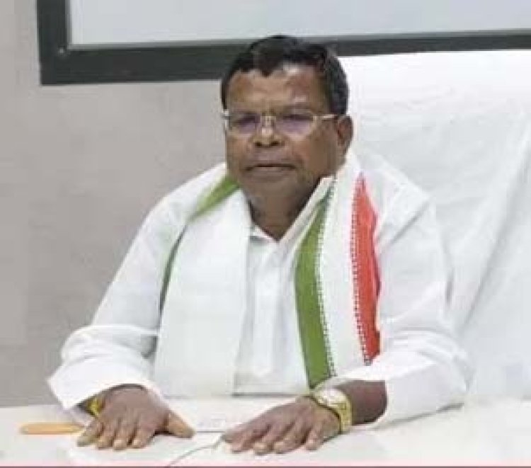 'मैं तो अनपढ़ हूं, मुझे अँधेरे में रखा गया': ईडी छापे के बाद लखमा का बयान