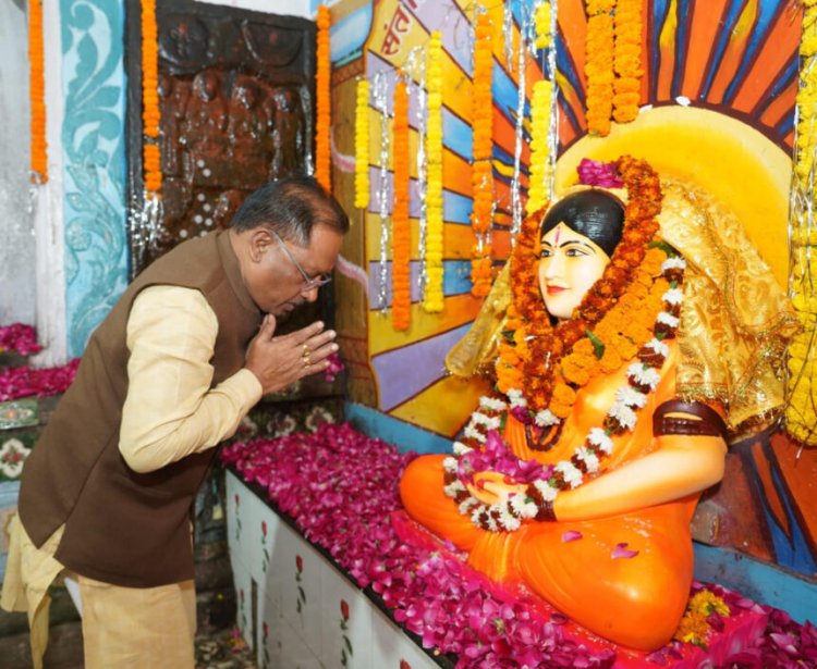 मुख्यमंत्री विष्णुदेव साय ने भक्तिन माता राजिम की भव्य कांस्य प्रतिमा के लिए की 5 करोड़ की घोषणा