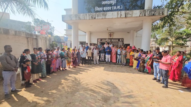 CG – कांग्रेस की रीतिनीति से प्रभावित अब्दुल कलाम वार्ड के सैकड़ों भाजपा कार्यकर्ताओं ने थामा कांग्रेस का दामन…