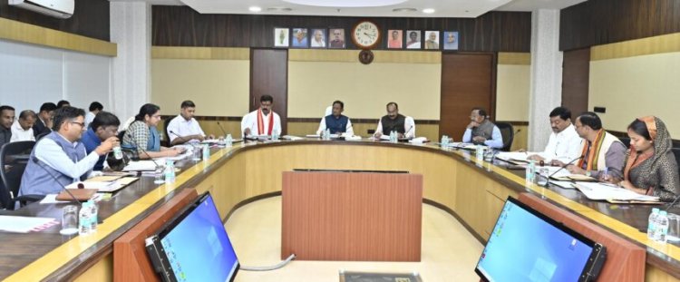 BREAKING : साय कैबिनट की बैठक संपन्न, विदेशी मदिरा दुकानों में अतिरिक्त आबकारी शुल्क समाप्त, जानिए लिए गए सभी बड़े फैसले