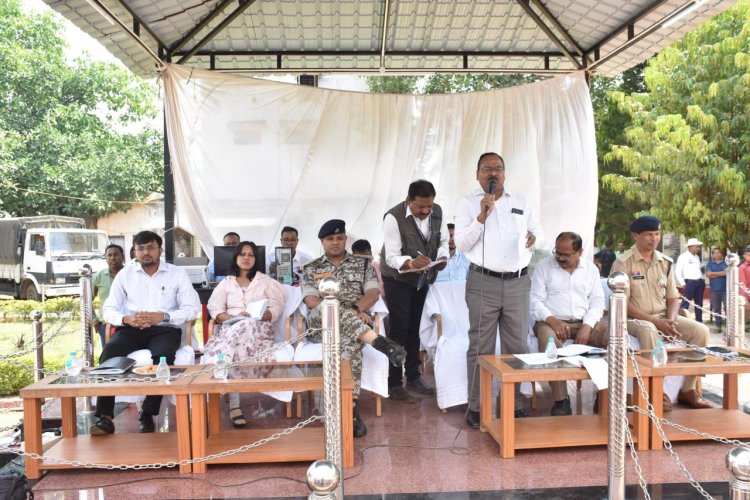 जिला बस्तर से ndps मामलो मे जप्त 20वाहन तथा आबकारी मामले का एक वाहन की निलामी पुलिस लाईन जगदलपुर मे रखी गई…