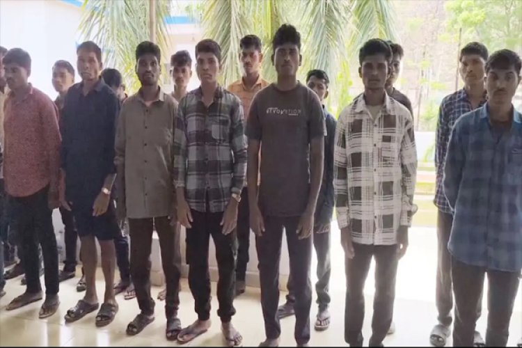 बड़ी खबर : बीजापुर में 50 माओवादियों ने किया आत्मसमर्पण...68 लाख के इनामी भी शामिल..!!