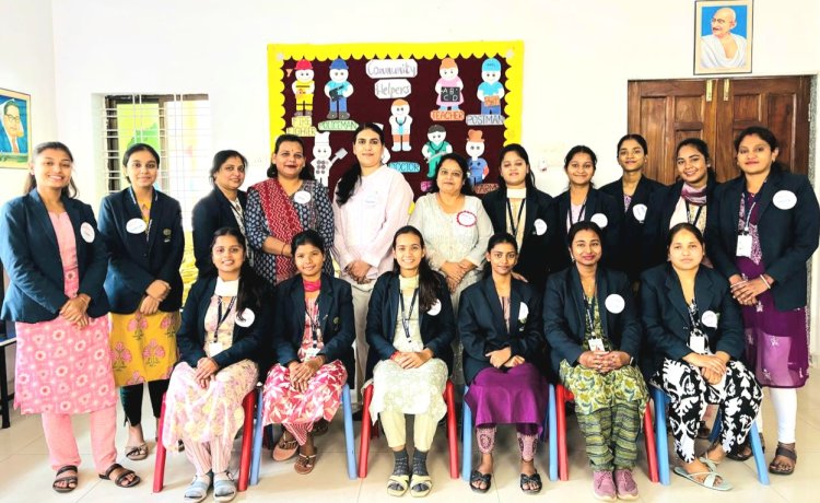 ट्रैनर गुरप्रीत कौर ने स्टर्लिंग किड्स द प्री-स्कूल में शिक्षकों को दो दिवसीय प्रशिक्षण दिया