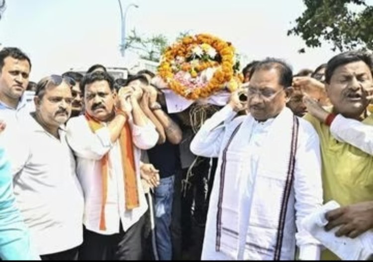 पहलगाम हमले में मारे गए दिनेश का अंतिम संस्कार:बेटे शौर्य ने दी मुखाग्नि, पत्नी सदमे में
