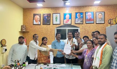 पुरानी प्रार्थना व्यवस्था को लागू करने हेतु बस्तर जिला शिक्षा अधिकारी को सौंपा ज्ञापन कांग्रेस अल्पसंख्यक प्रकोष्ठ ने शिक्षा विभाग से की सर्वधर्म समभाव को लेकर चलने की अपील- रोजवीन दास 